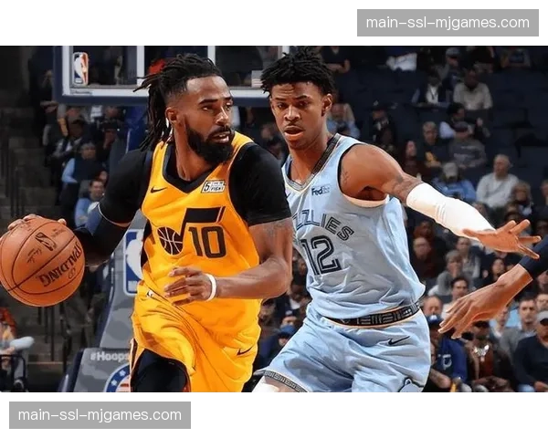 黄蜂不敌步行者，比赛呈现“不设防”对攻态势，合计命中43记三分